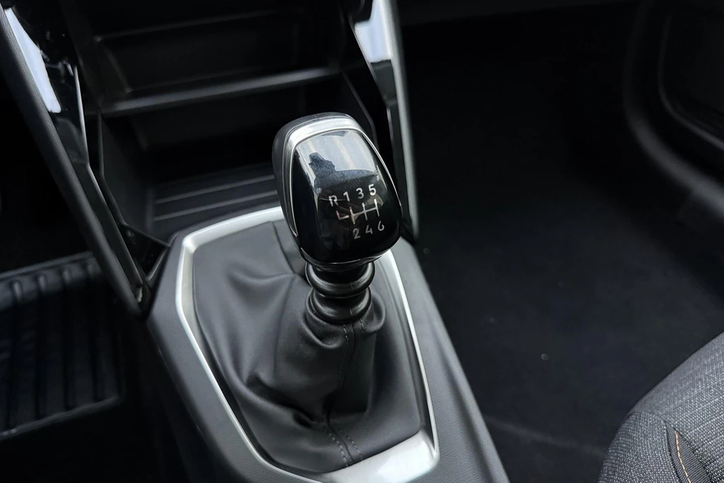 Peugeot 208 – foto 19