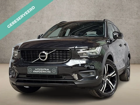 Volvo XC40 1.5 T4 Recharge R-Design Expression 211Pk Automaat (APPLE CARPLAY, GROOT NAVI, STUUR/STOELVERWARMING, LEDER, CAMERA, SPORTSTOELEN, GETINT GLAS, ELEK ACHTERKLEP, NIEUWSTAAT)