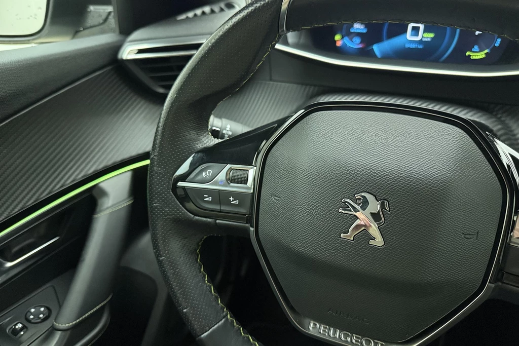Peugeot e-2008 – foto 19