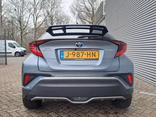 Toyota C-HR – thumbnail 3
