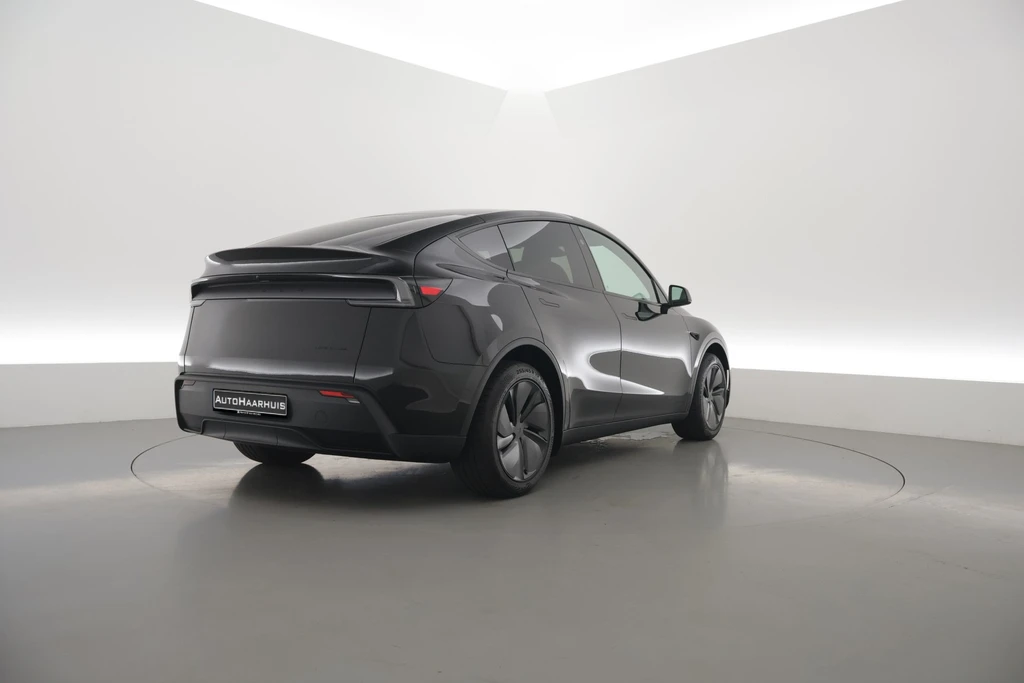 Tesla Model Y – foto 2