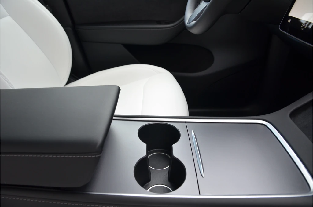 Tesla Model Y – foto 9