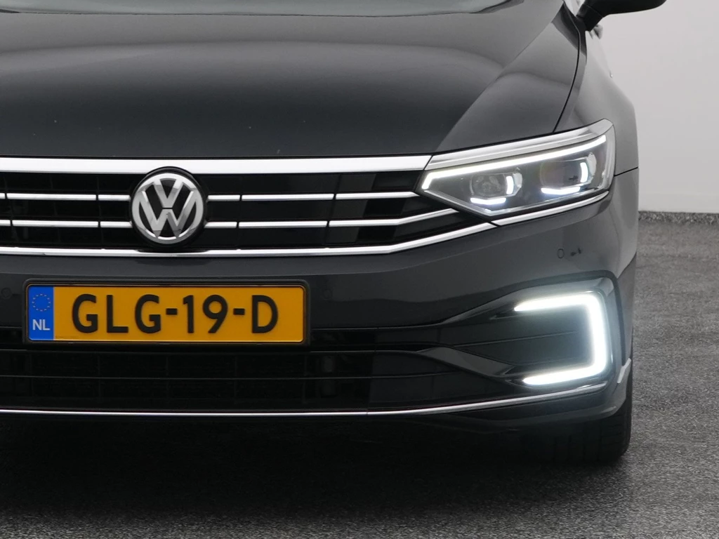 Volkswagen Passat – foto 30