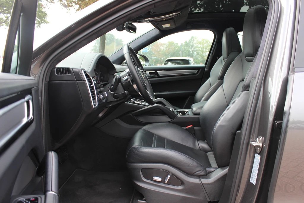 Porsche Cayenne – foto 13