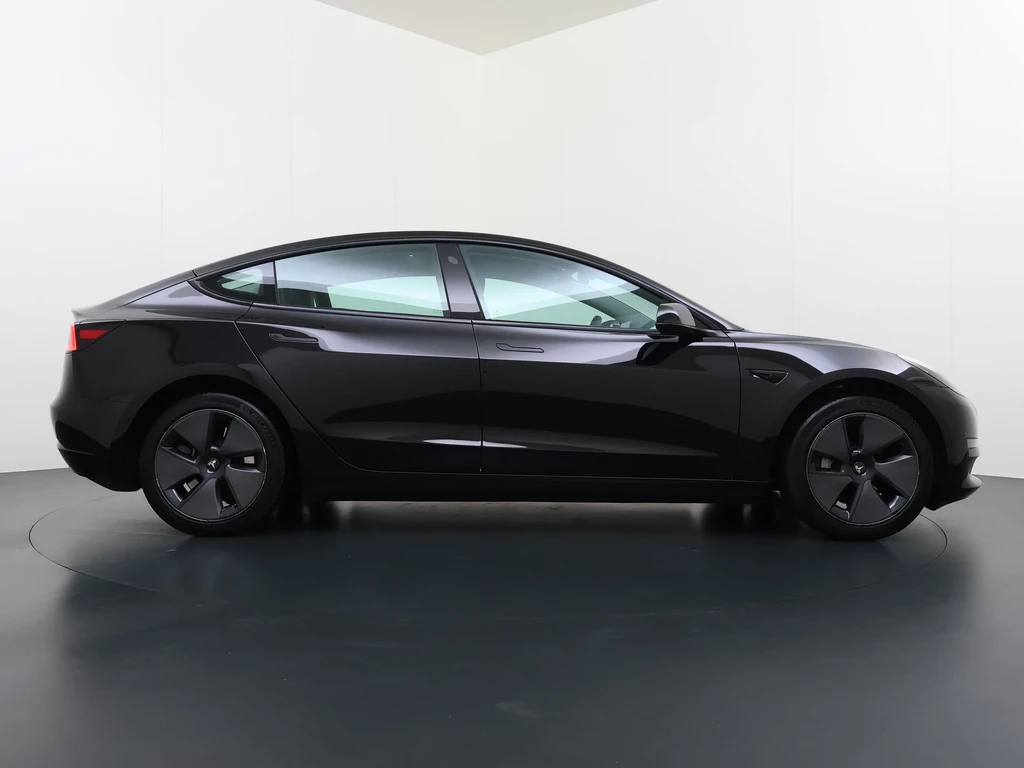 Tesla Model 3 – foto 8