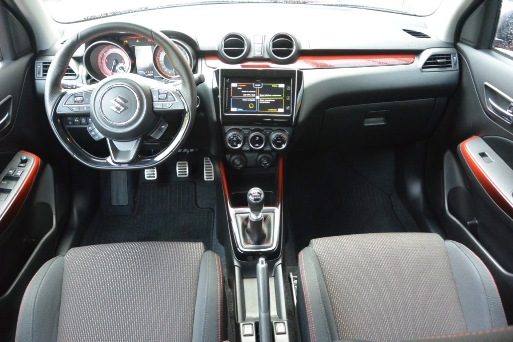 Suzuki Swift – foto 23