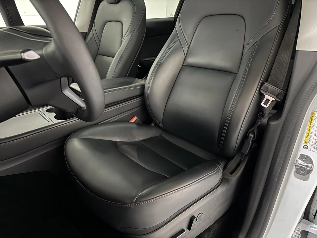 Tesla Model Y – foto 26