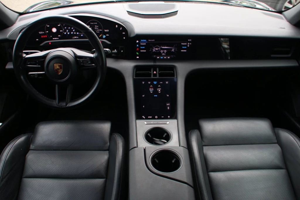Porsche Taycan – foto 9