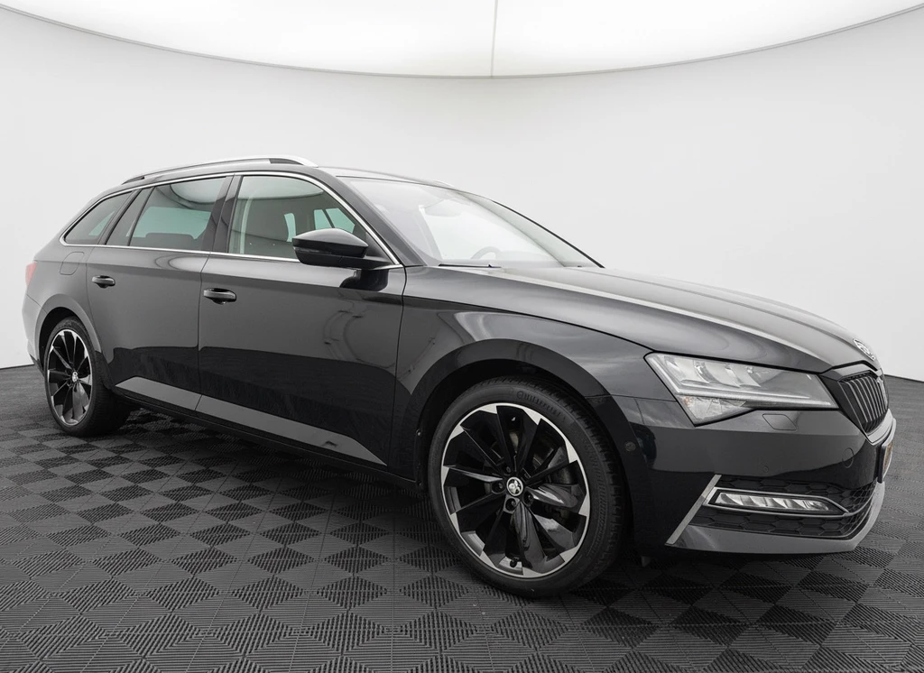 Škoda Superb – foto 9