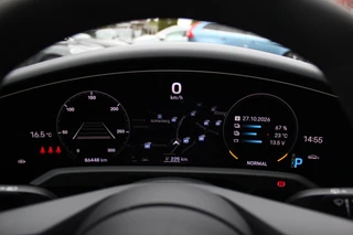 Porsche Taycan – thumbnail 21