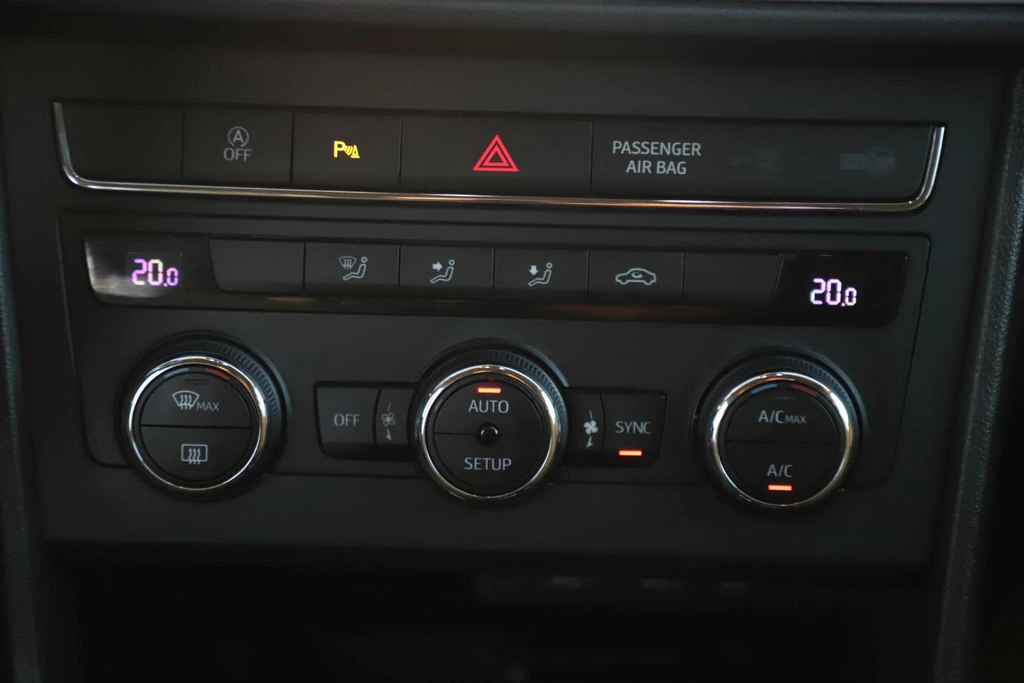 SEAT Leon – foto 11