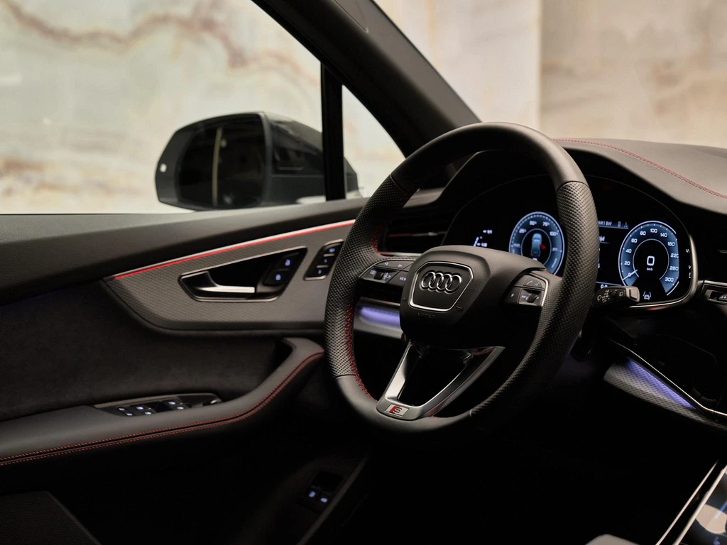 Audi Q7 – foto 22
