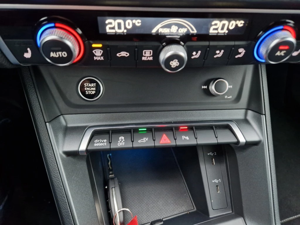 Audi Q3 – foto 33