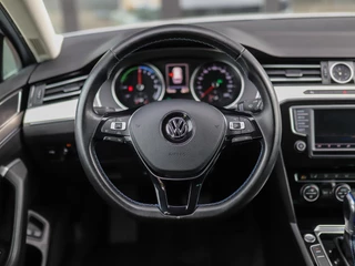 Volkswagen Passat – thumbnail 32