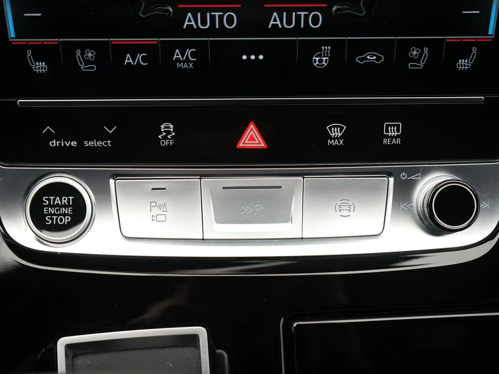 Audi Q7 – foto 36