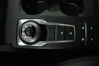 Ford Kuga – thumbnail 18