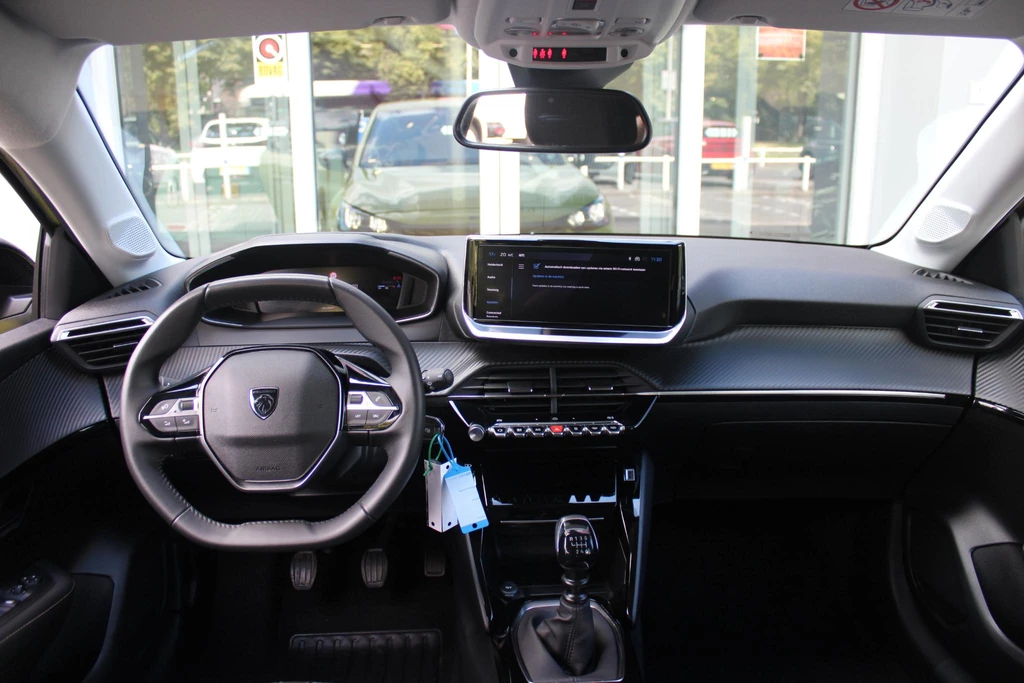 Peugeot 208 – foto 11