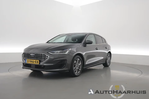 Ford Focus 1.0 EcoBoost Hybrid Titanium Style | Rijklaar! | Cruise Control | Camera | Stoel- Stuurverw. | Apple CarPlay & Android Auto | Navi