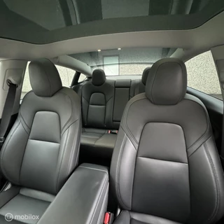 Tesla Model 3 – thumbnail 10