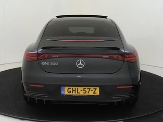 Mercedes-Benz EQE – thumbnail 4
