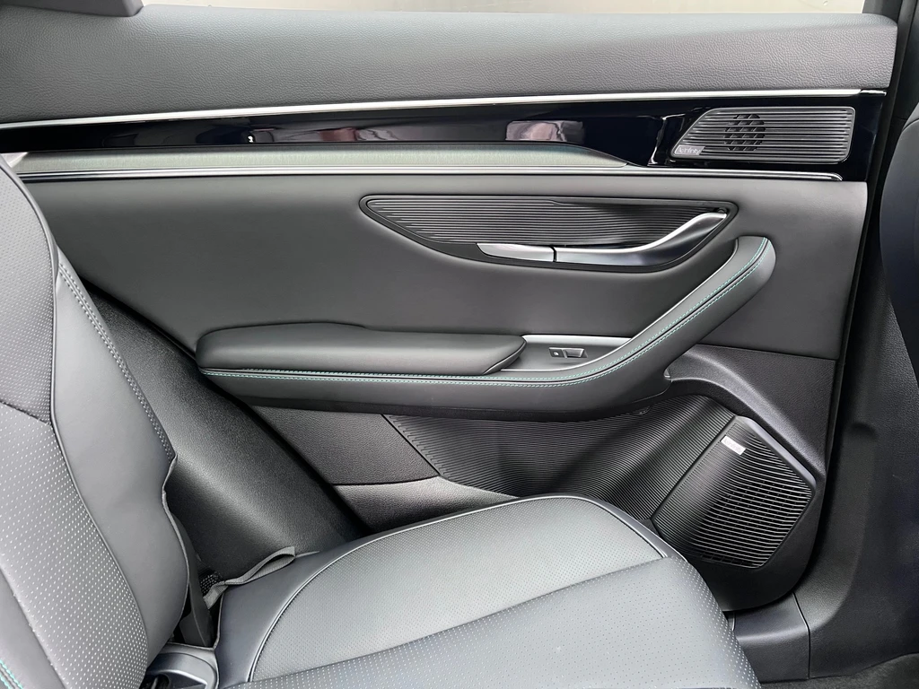 BYD SEAL U – foto 32