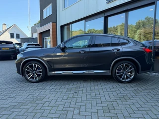 BMW X4 – thumbnail 3