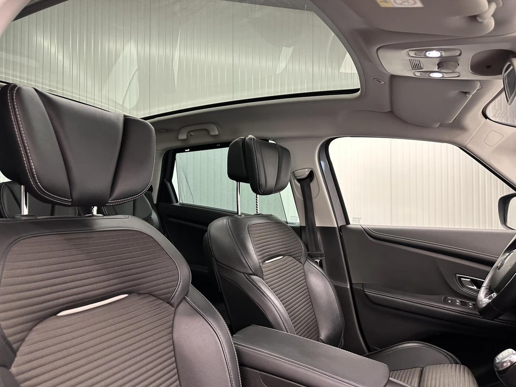 Renault Scénic – foto 14
