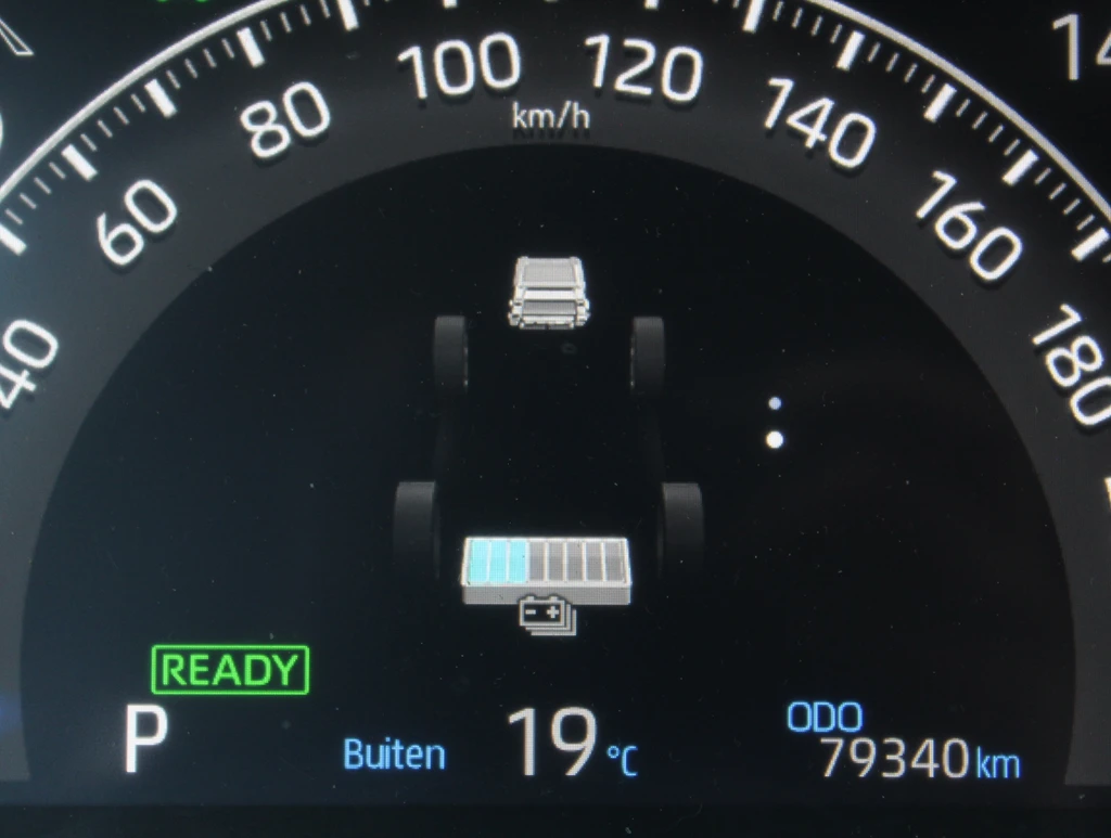 Toyota RAV4 – foto 51