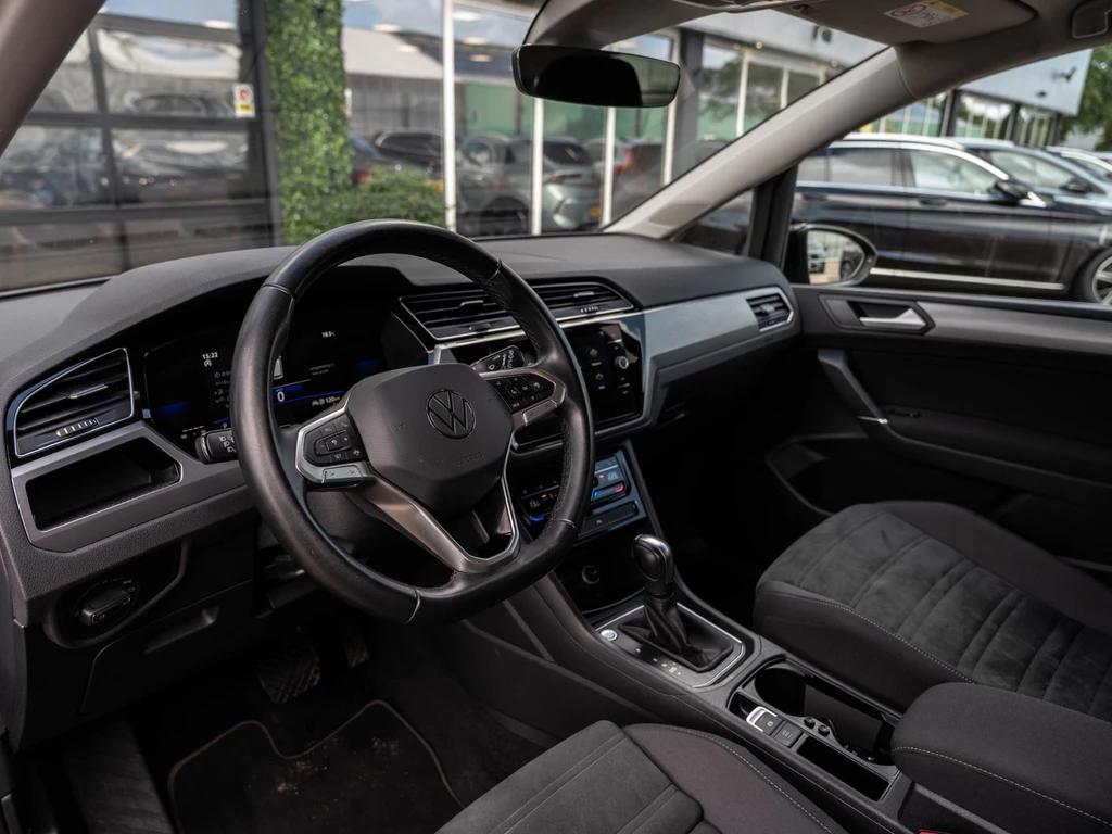 Volkswagen Touran – foto 14