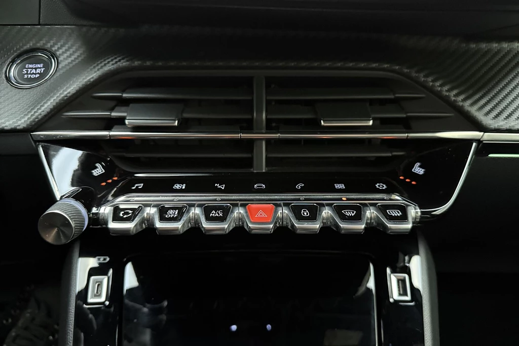 Peugeot 208 – foto 23