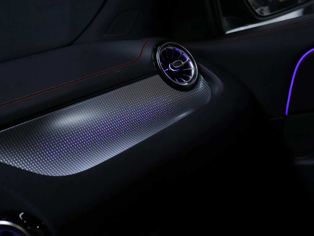 Mercedes-Benz EQA – foto 21