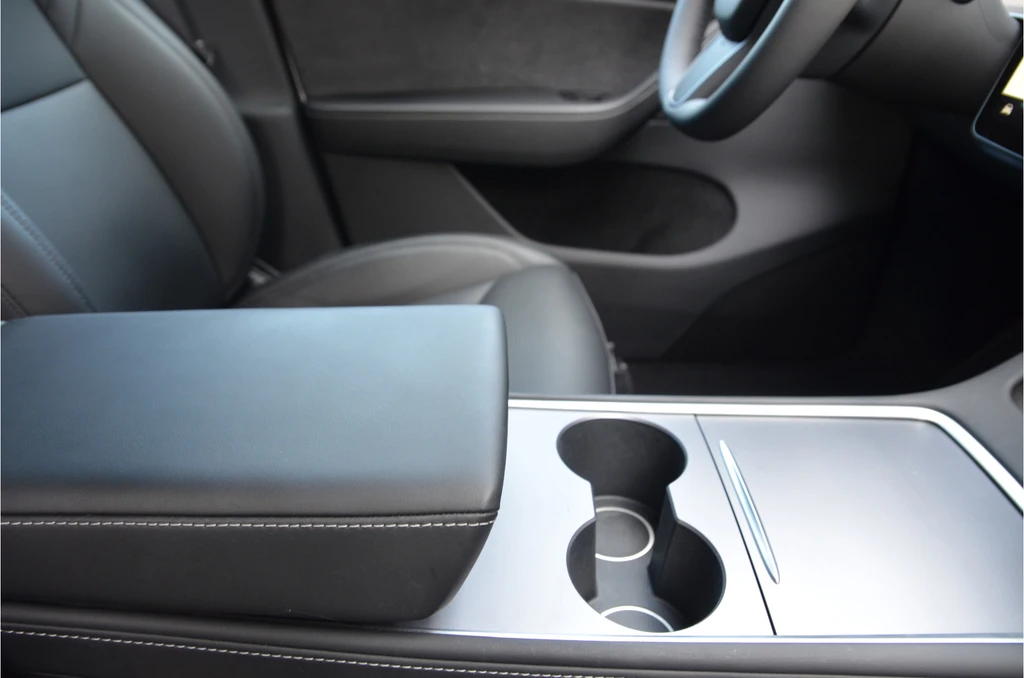 Tesla Model Y – foto 9