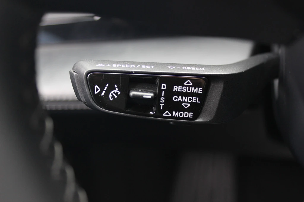 Porsche Taycan – foto 12