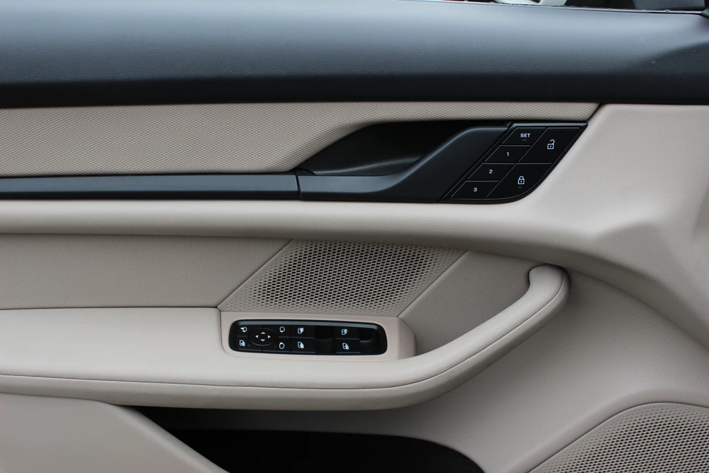 Porsche Taycan – foto 38