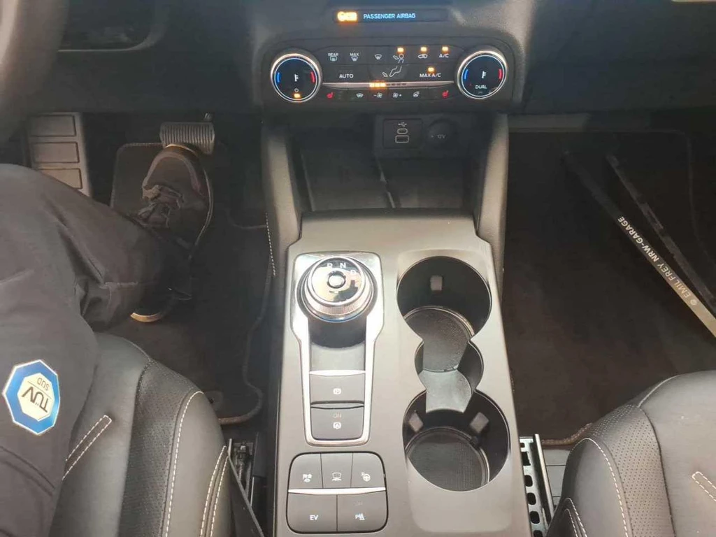 Ford Kuga – foto 15