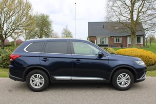 Mitsubishi Outlander – thumbnail 4