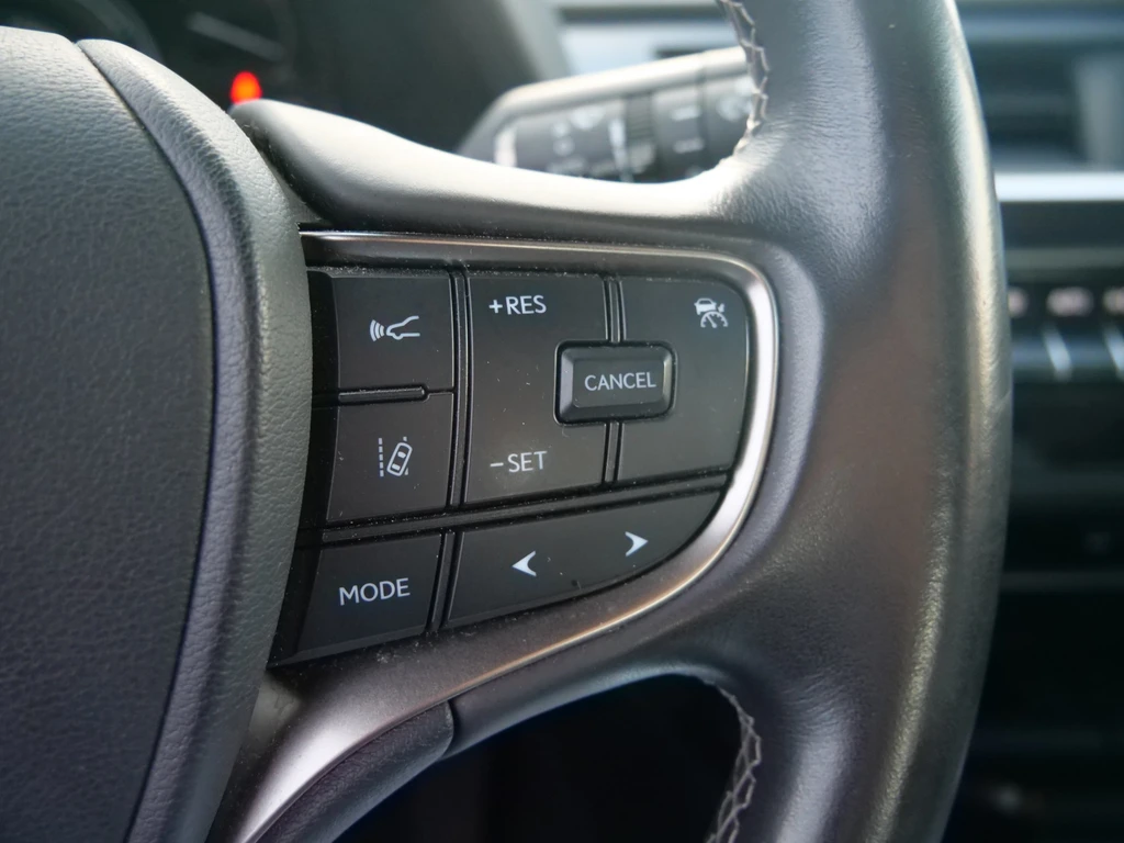 Lexus UX – foto 21