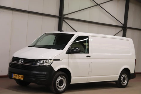 Volkswagen Transporter 2.0 TDI L2H1 LANG EURO 6 ACHTERUITRIJCAMERA Volkswagen Transporter 2.0 TDI L2H1 EURO 6 ACHTERUITRIJCAMERA