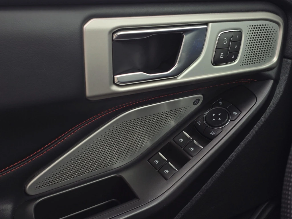 Ford Explorer – foto 44