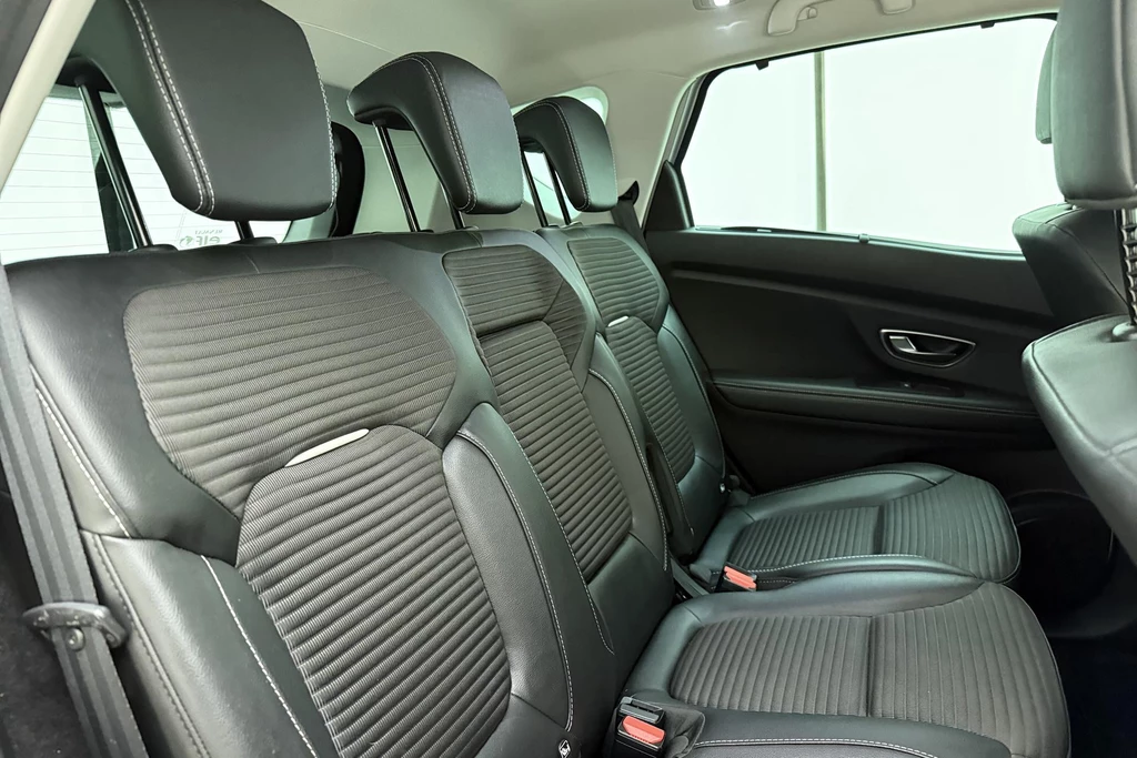 Renault Scénic – foto 15
