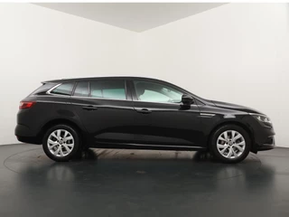 Renault Mégane Estate – thumbnail 6