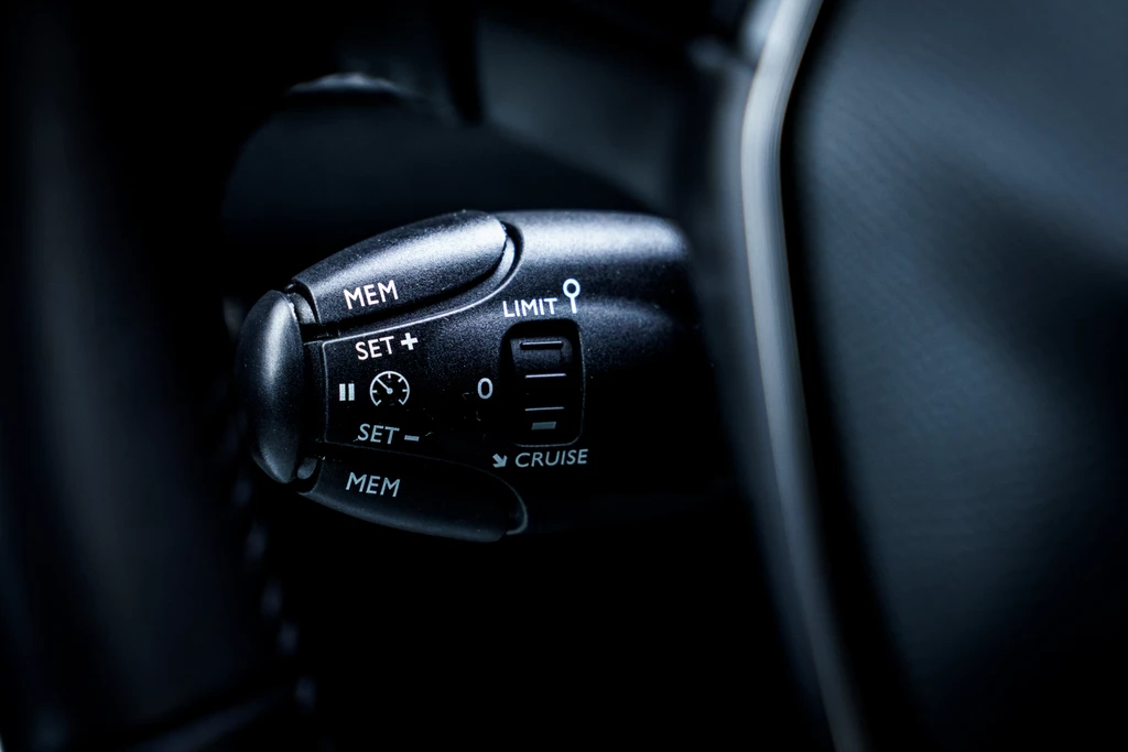 Peugeot e-2008 – foto 37