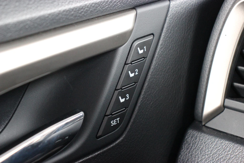 Lexus RX – foto 24