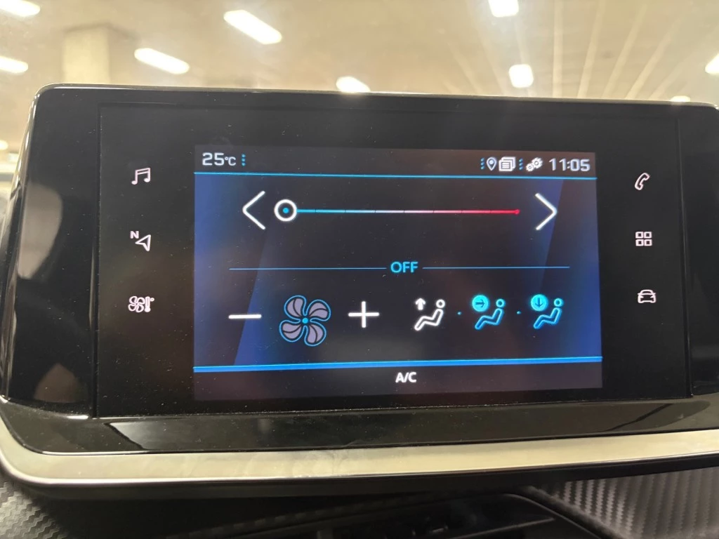 Peugeot 208 – foto 15