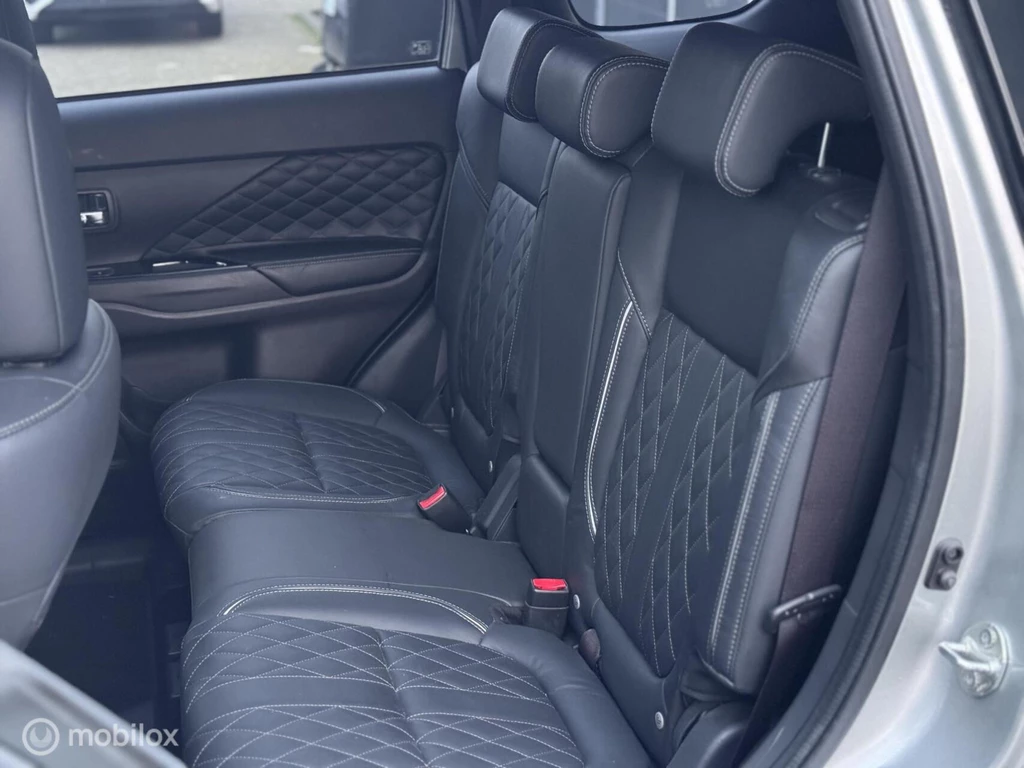 Mitsubishi Outlander – foto 18