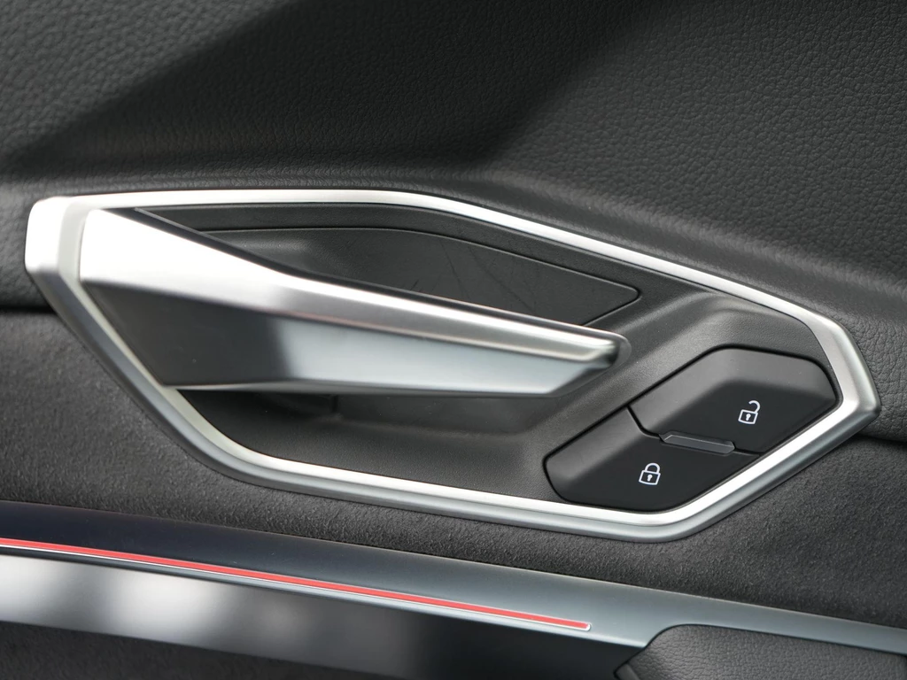 Audi Q8 Sportback e-tron – foto 47