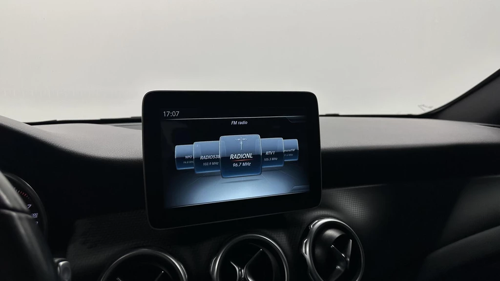 Mercedes-Benz GLA – foto 33