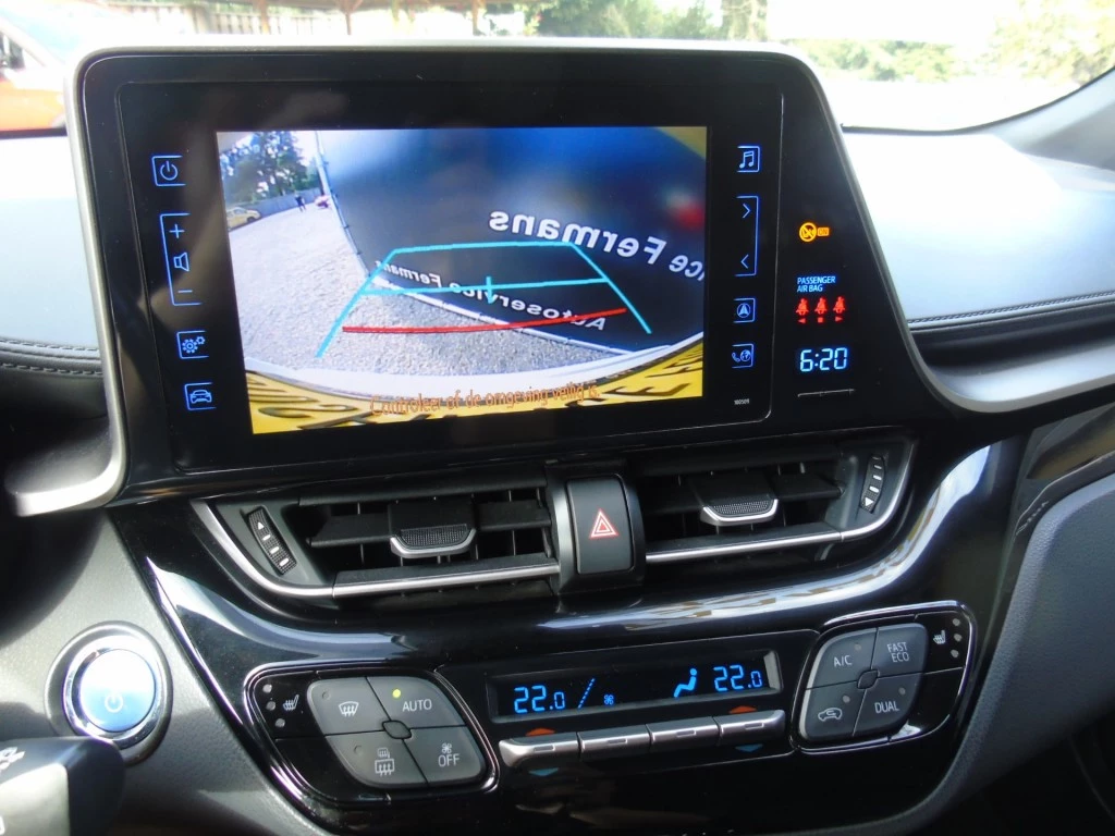 Toyota C-HR – foto 19