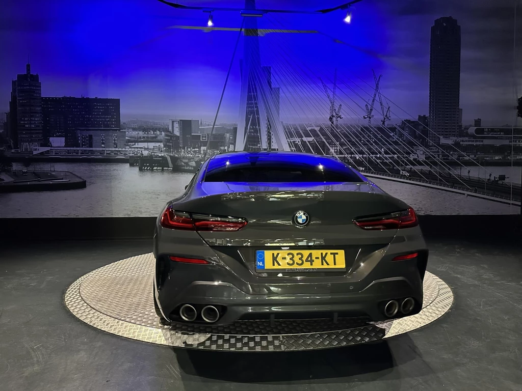 BMW 8 Serie – foto 10