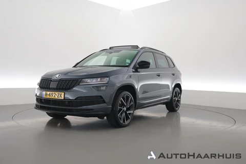 Škoda Karoq 1.5 TSI ACT Sportline Business | Dig. Cockpit | Pano | Elek. Trekhaak | Canton Audio | Adapt. Cruise | Keyless | Stoel-Stuurverw. |